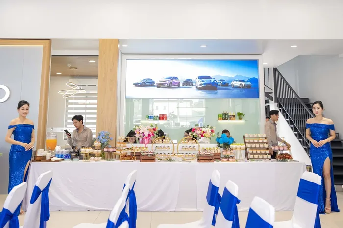 Không gian sự kiện BYD Dolphin 2026