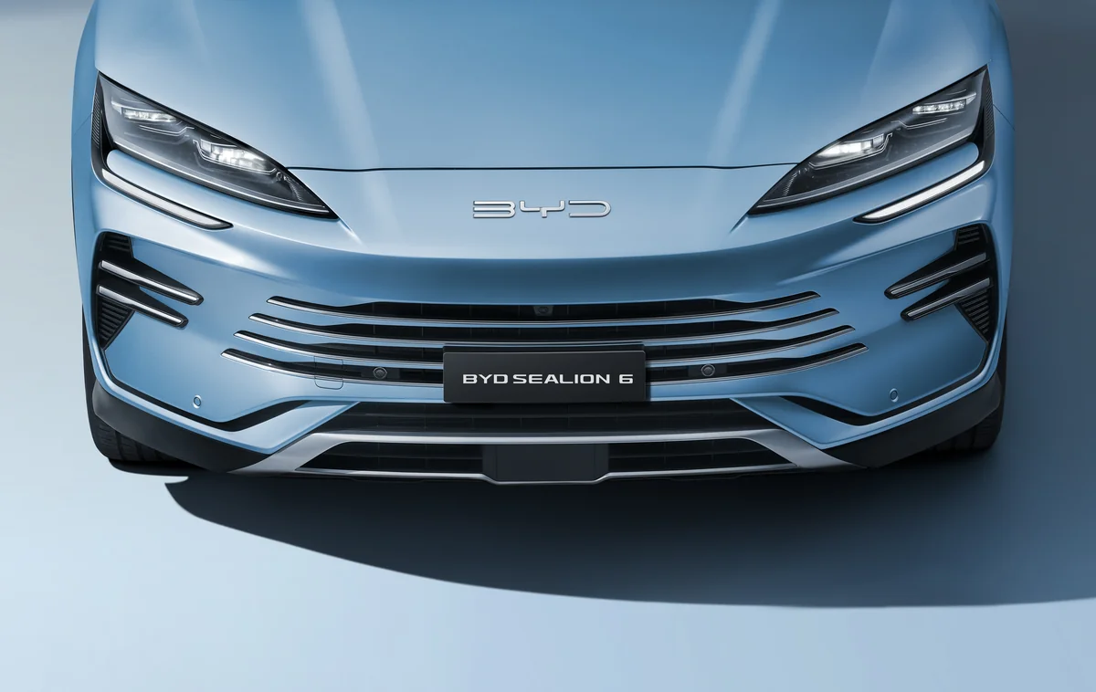 BYD SEALION 6 Gallery