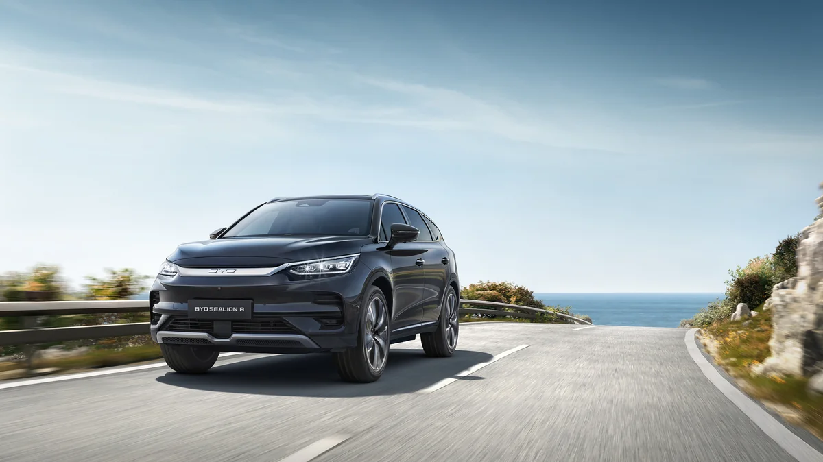 BYD SEALION 8 Gallery